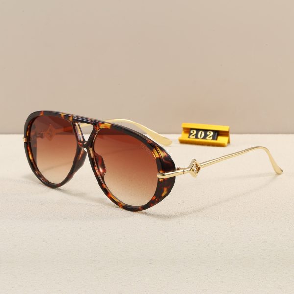Fendi Fashionable Sunglasses
