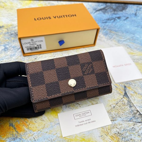 LV LV6 Key Case M62630