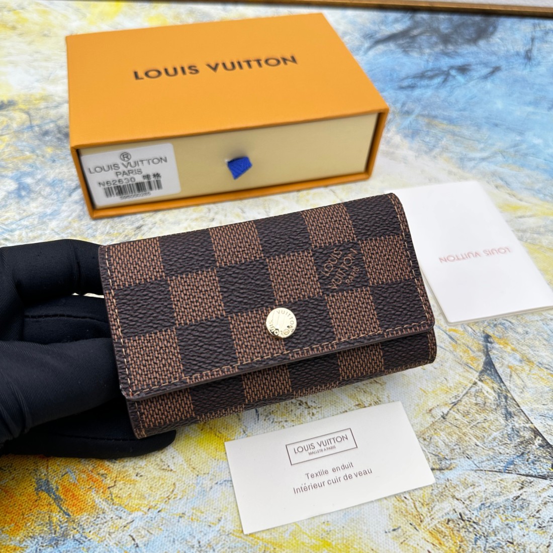 LV LV6 Key Case M62630 - Image 5