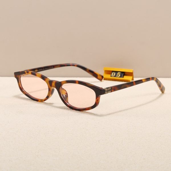 Miu Miu Fashionable Sunglasses