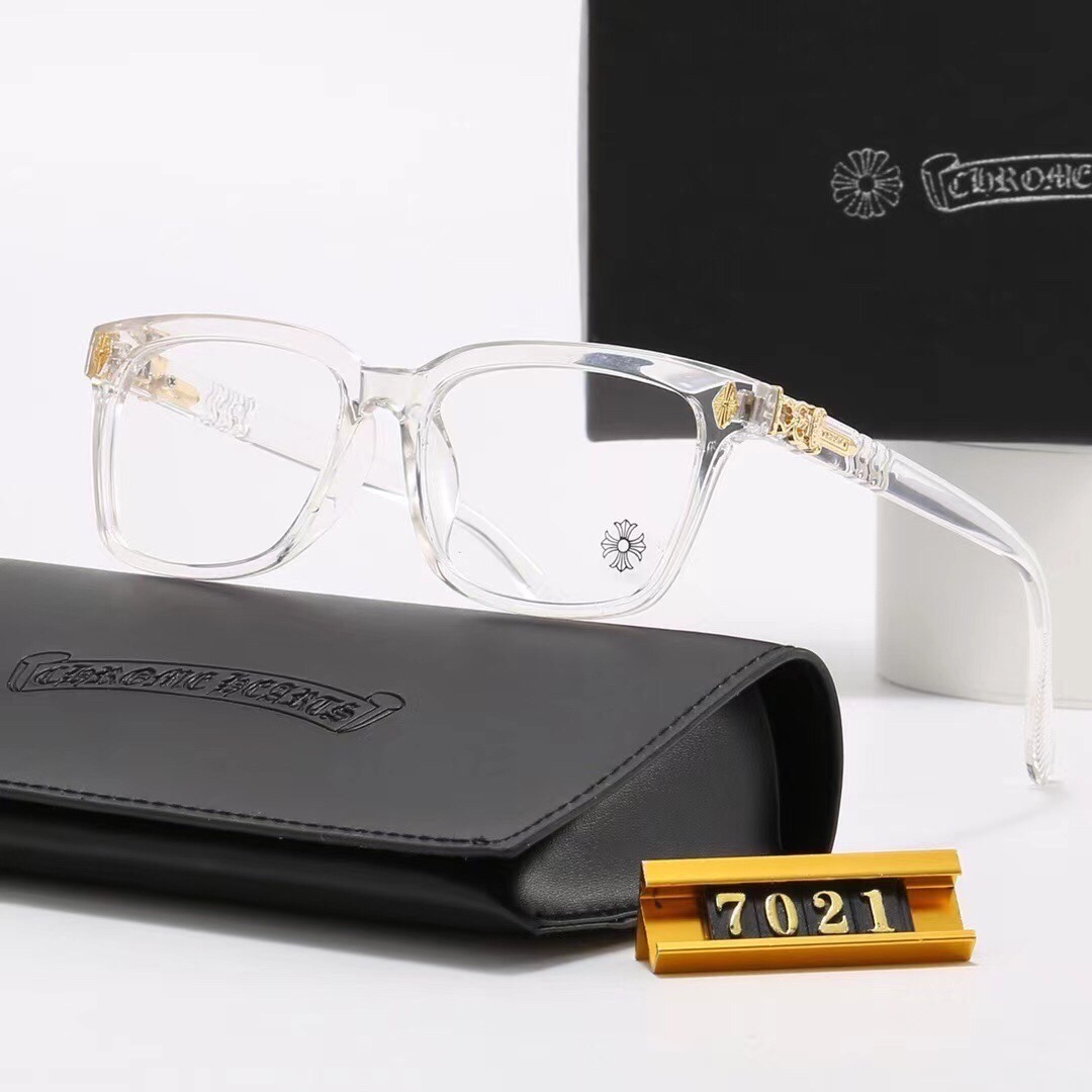 Chrome Hearts Fashionable Sunglasses - Image 4