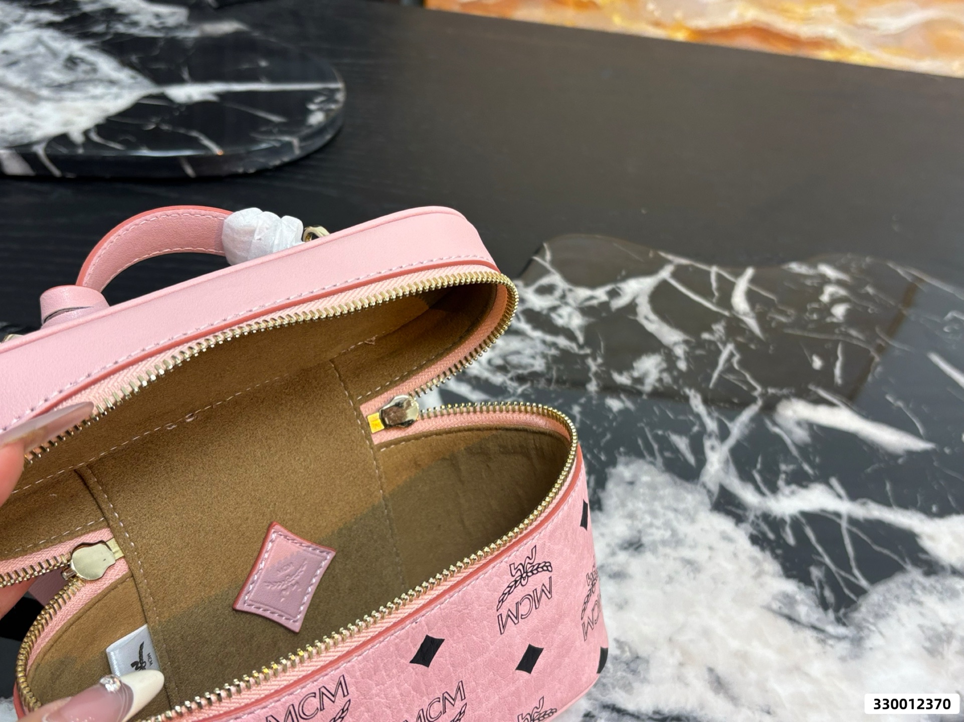 MCM Mini Aren Vanity Case Bag - Image 9