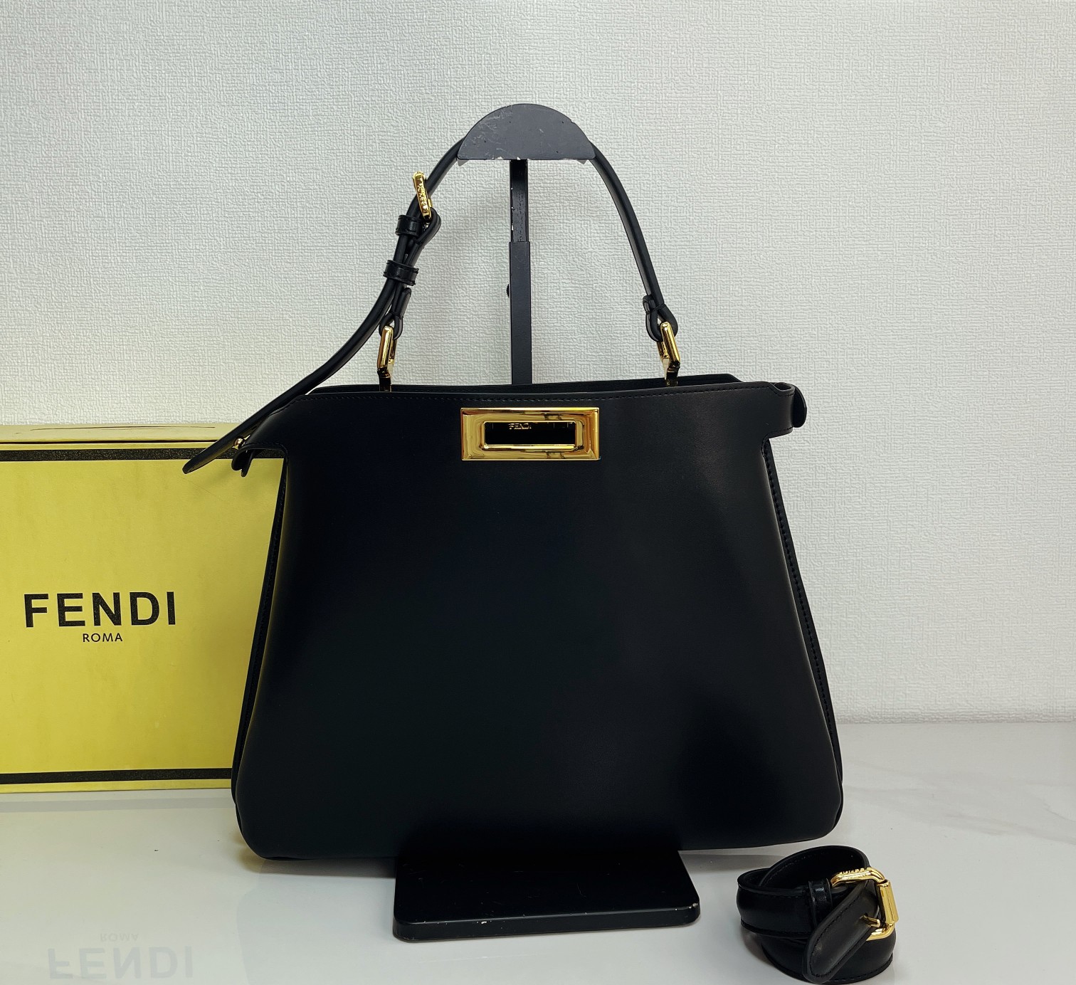 Fendi Medium Peekaboo Soft Handbag - Image 1