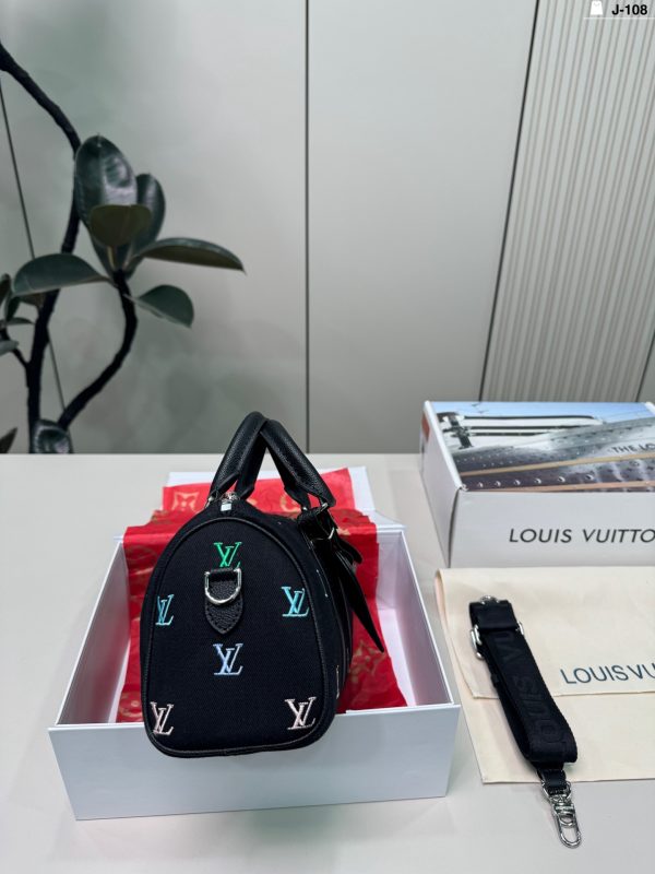 LV keepall 25 Bag