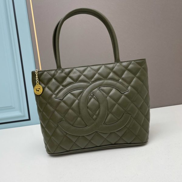 Chanel vintage Tote Hand Shoulder Bag