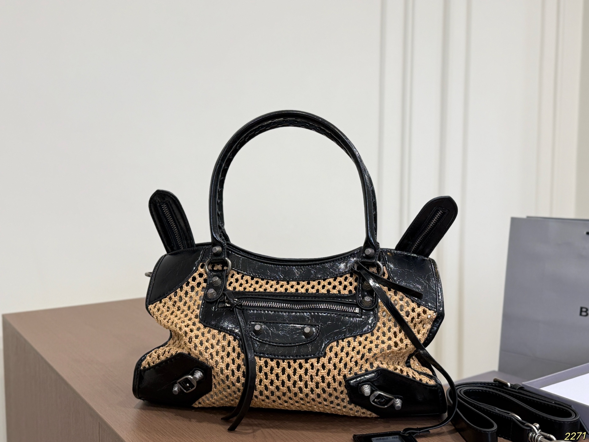 Balenciaga Straw Bag - Image 8