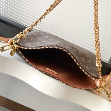 LV Multipass Monogram Handbag - Image 8