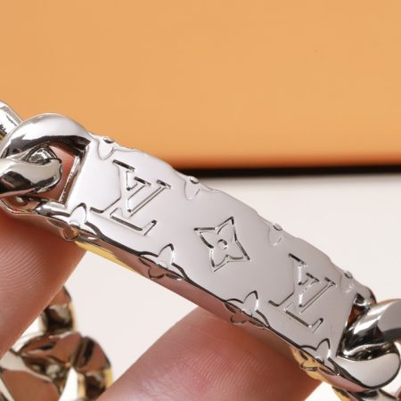 LV Monogram Chain Bracelet S00 - Image 5