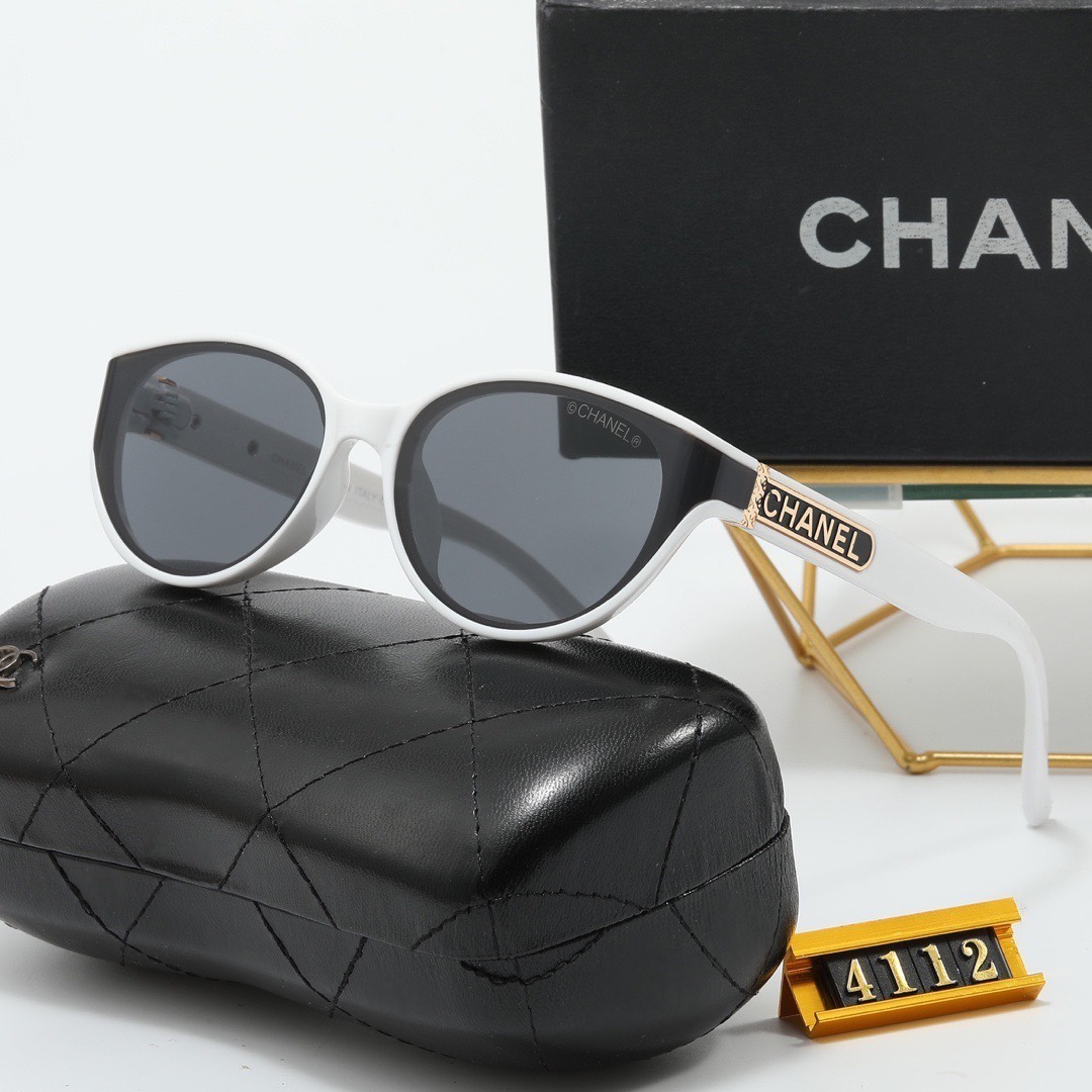 Chanel Fashionable Sunglasses - Image 2