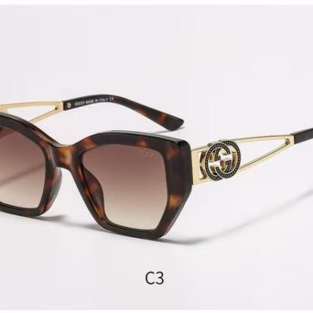 Gucci Fashionable Sunglasses - Image 2