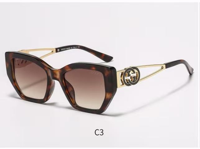 Gucci Fashionable Sunglasses - Image 2