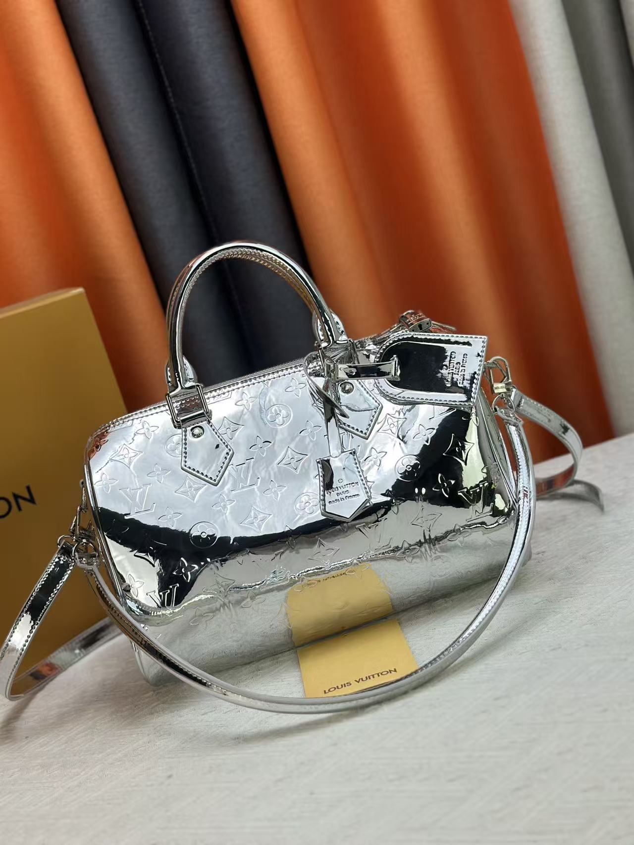 Lv Speedy Soft 30 Handbag - Image 2