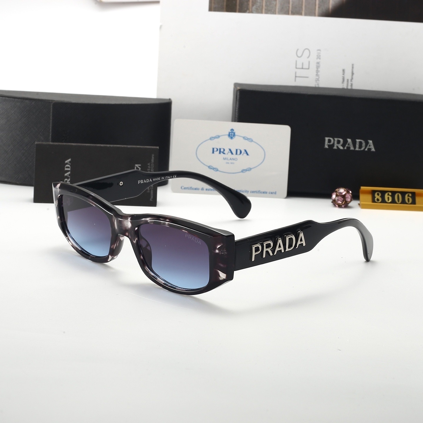 Prada Fashionable Sunglasses - Image 6