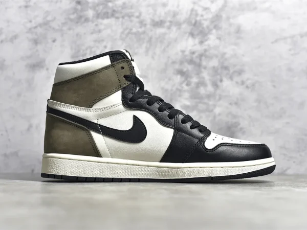 Jordan 1 Retro OG Dark Mocha