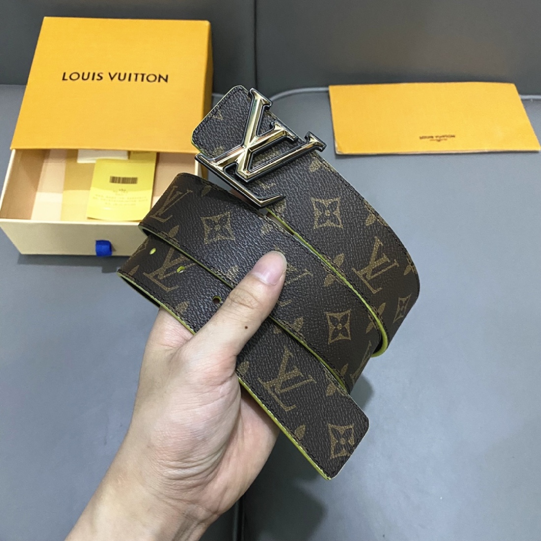LV Pyrmide Truck L Men's Belts 40mm - Image 5