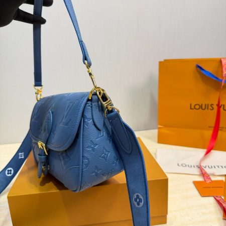 LV Diane Monogram Empreinte Bag - Image 3