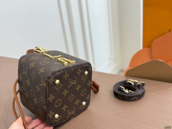 LV Bucket Bag