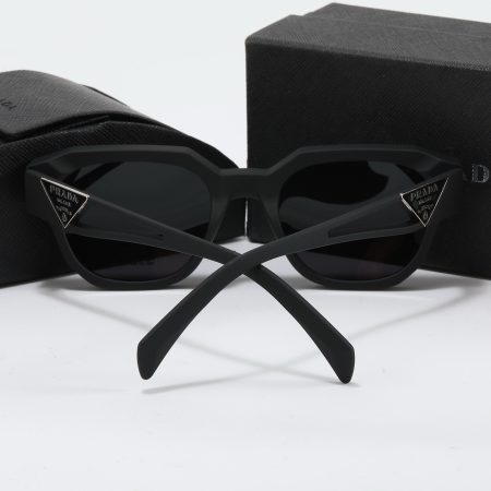 Prada Fashionable Sunglasses - Image 8