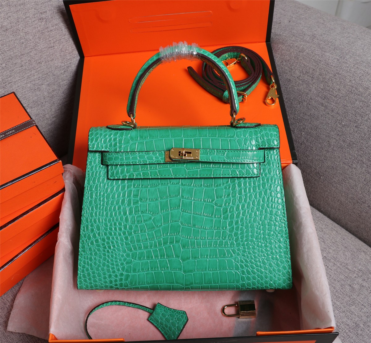Hermes Kelly Gold Buckle Bag-Crocodile - Image 23