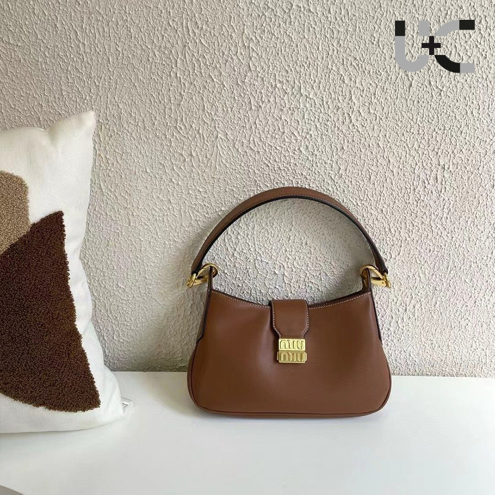 MIU MIU Hobo - Image 2
