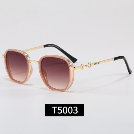 Gucci Fashionable Sunglasses - Image 5