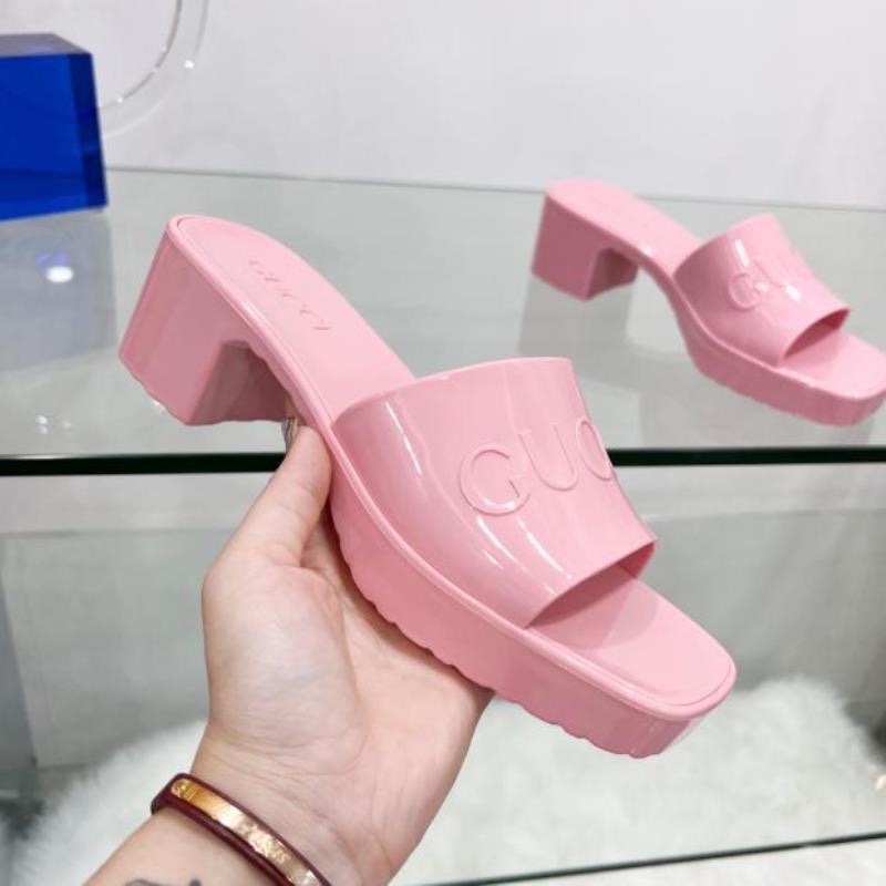 Gucci Chunky Heel Strappy Sandals - Image 1