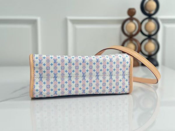 LV OnTheGo Small Handbag