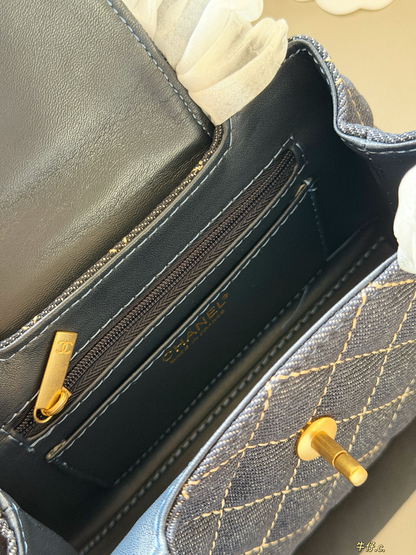 Chanel Kelly Shopper Denim Bag - Image 3