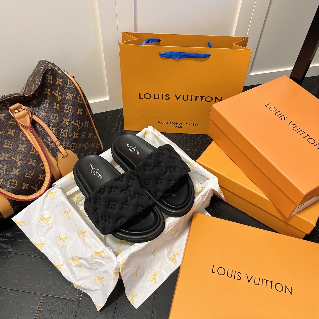 LV Pool Pillow Fashion Flat Flip-flops Slide Sandal - Image 3