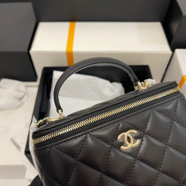 Chanel 23A Mini Vanity Case Top Handle