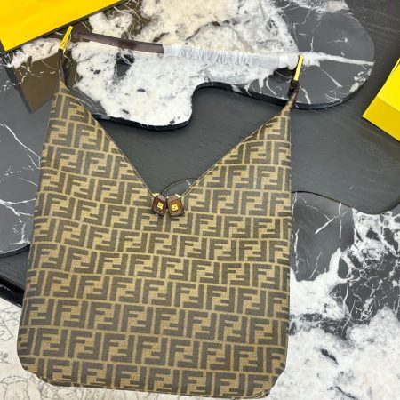 Fendi V-shaped Tote Bag - Image 3