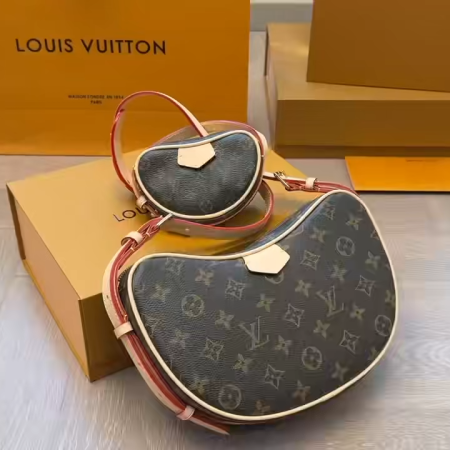 LV Pea Bag - Image 2