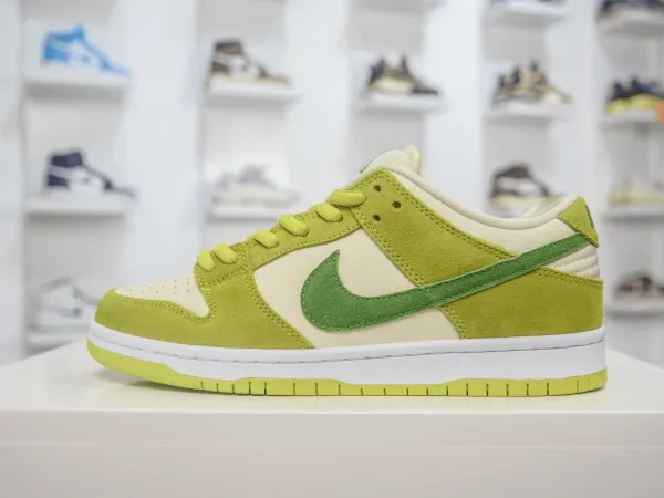 Dunk Low Pro “ Sour Apple"