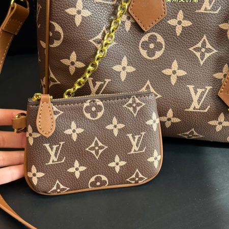 LV Speedy P9 Bandoulière 30 Monogram Bag - Image 5