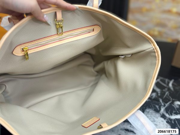 LV Neverfull Tote Bag