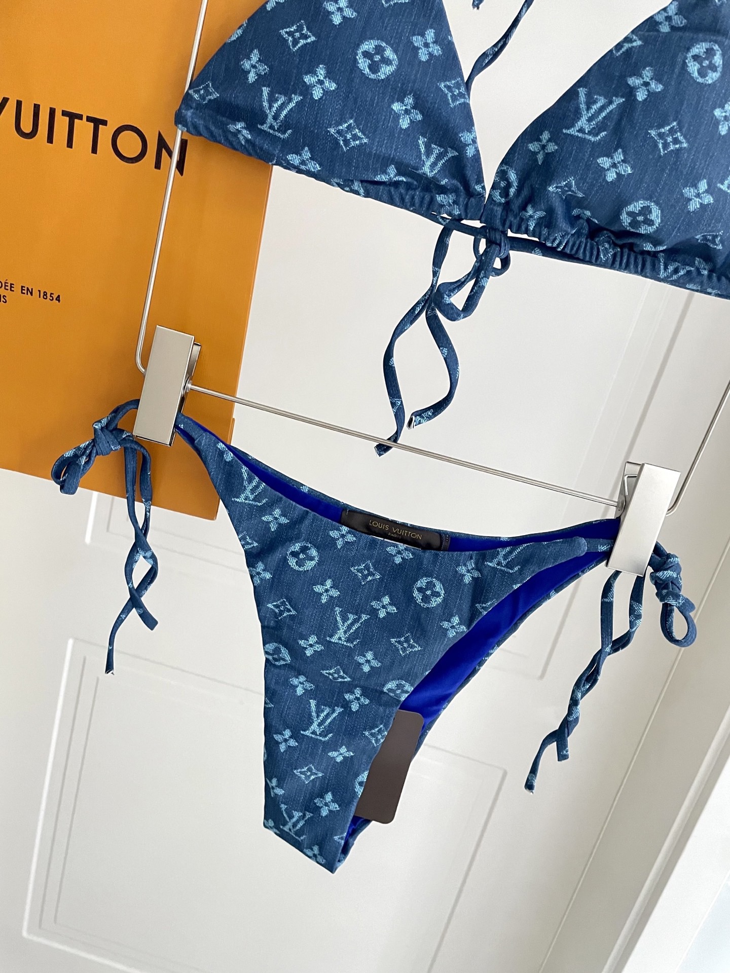 LV Two-Piece Swimsuit Swimwear - Image 3