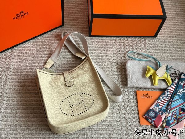 Hermès Evelyne 16 Amazone Bag