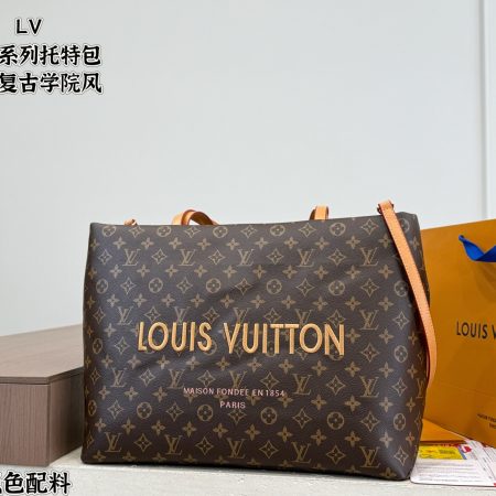LV's New Tote Bag - Image 2