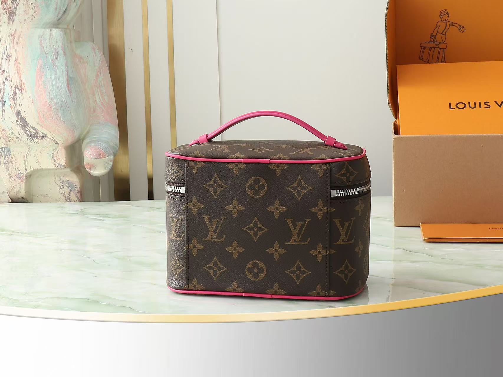 LV Nice Vanity Bag - Image 3