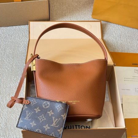 LV AIIn BB Handbag - Image 3