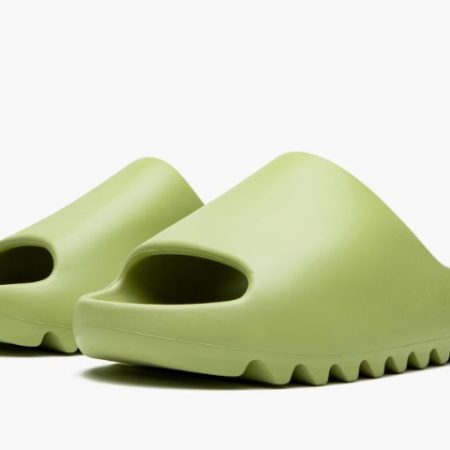Yeezys Slide “ Resin" - Image 4