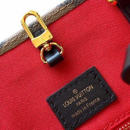 LV Onthego MM Bag - Image 3