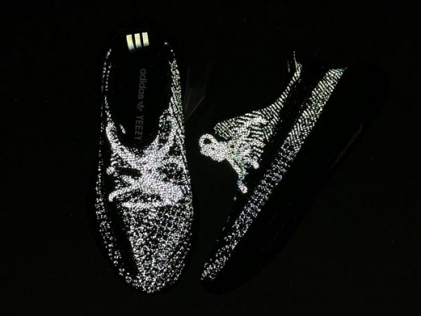 Yeezy Boost 350 V2 BLACK REFLECTIVE FU9007