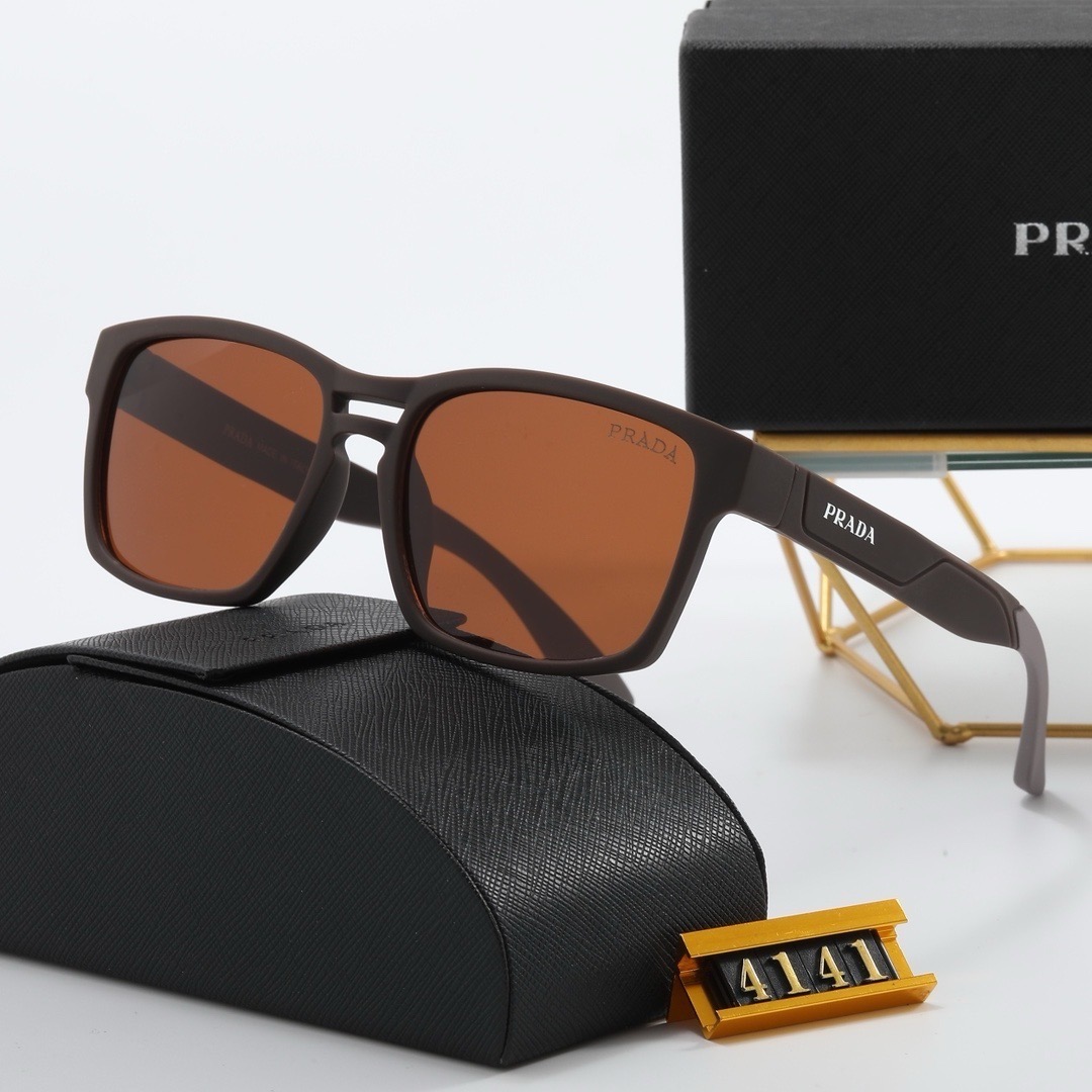 Prada Fashionable Sunglasses - Image 4