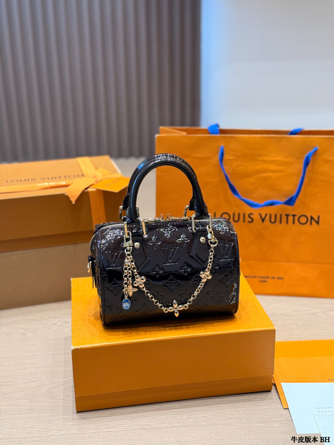 LV Speedy Bandoulière 20 Bag - Image 2