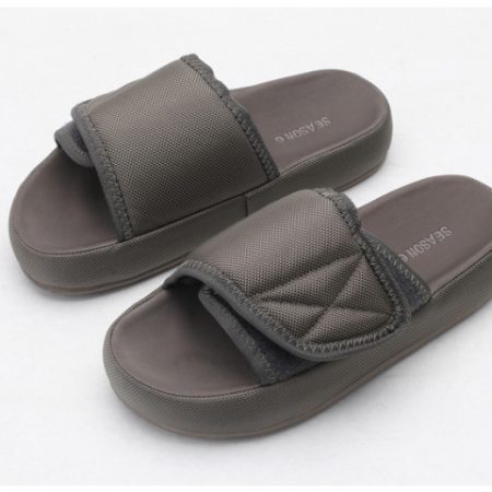 Yeezy Slide 5 - Image 1