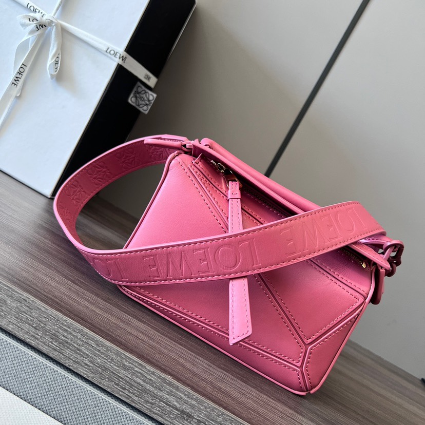 Loewe Mini Puzzle Pink - Image 1