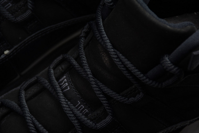 Air Jordan 11 Cap and Gown black 378037-005 - Image 7