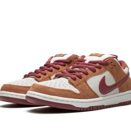Dunk SB Low Pro “ Russet Cedar" - Image 3