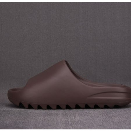 Yeezy Slide Soot G55495